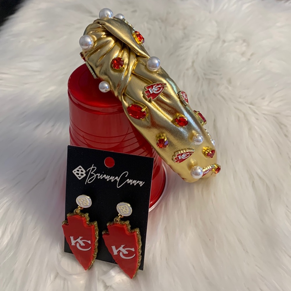 Brianna Cannon Kansas City Chiefs Headband & Earrings Set.  New!!
